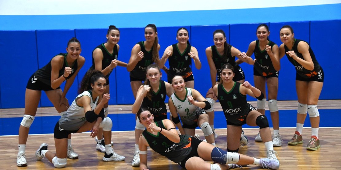 TRENDY HOTELS MANAVGAT BELEDİYESPOR DURDURULAMIYOR