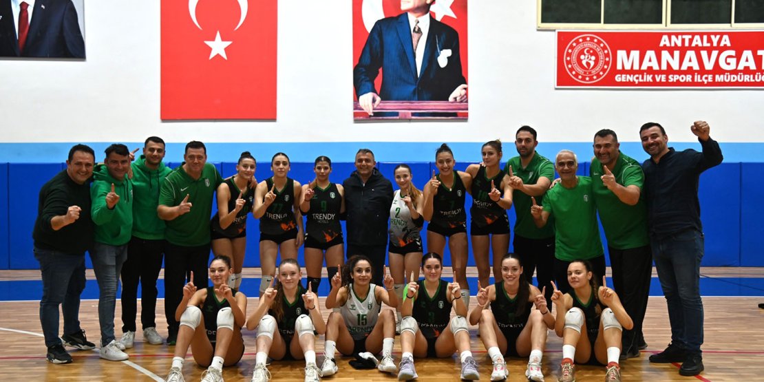 TRENDY HOTELS MANAVGAT BELEDİYESPOR ZİRVENİN DÜĞÜMÜNÜ ÇÖZDÜ