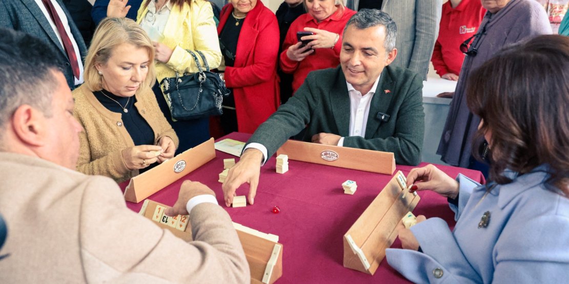 İKİNCİ KADINLAR KAHVESİ VE BAHÇELİEVLER MAHALLE MUHTARLIĞI AÇILDI