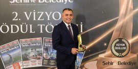 BAŞKAN DR. NİYAZİ NEFİ KARA’YA “SÜRDÜRÜLEBİLİR ÇEVRE” ÖDÜLÜ