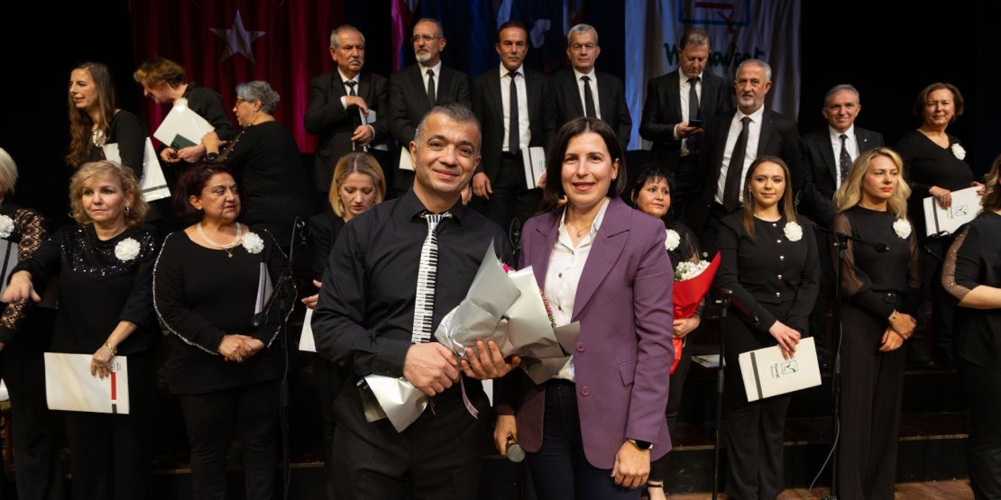 MANAVGAT'TA TÜRK SANAT MÜZİĞİ GECESİ