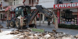FEVZİPAŞA VE ATATÜRK CADDELERİ YENİLENİYOR