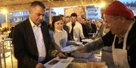 MANAVGAT BELEDİYESİ’NİN İFTAR ÇADIRLARI VATANDAŞLARI BULUŞTURUYOR