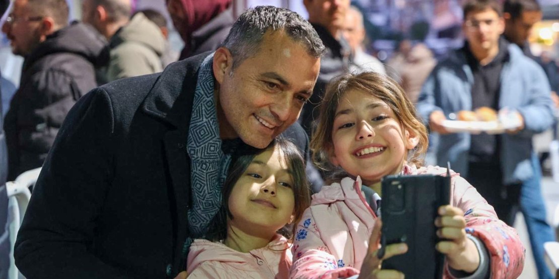 BAŞKAN KARA, AŞAĞIHİSAR MAHALLESİ’NDE VATANDAŞLARLA İFTAR YAPTI