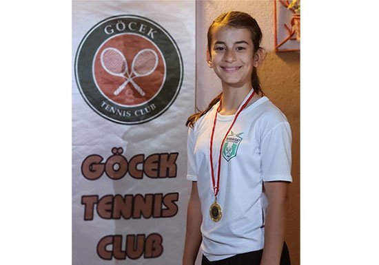 MANAVGAT BELEDİYESİ TENİS KULÜBÜ SPORCUSU TÜRKİYE ŞAMPİYONU OLDU