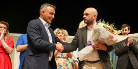 MAKET’TEN MUHTEŞEM PRÖMİYER