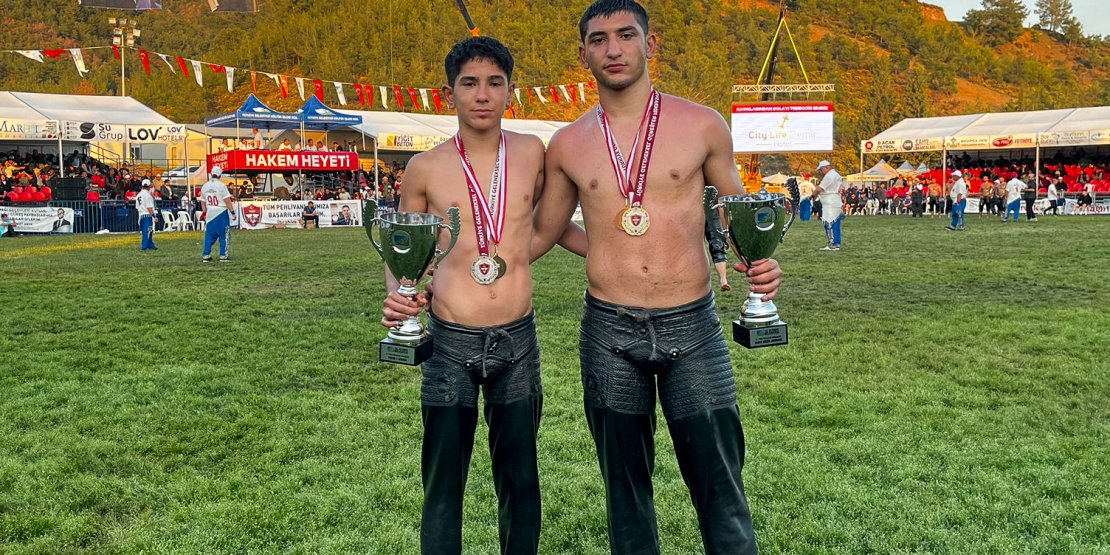 MANAVGAT BELEDİYESİ GÜREŞÇİLERİ FETHİYE'DEN MADALYALARLA DÖNDÜ