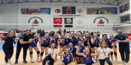MANAVGAT BELEDİYESPOR MİDİ KIZLAR VOLEYBOL TAKIMI ANTALYA ŞAMPİYONU OLDU