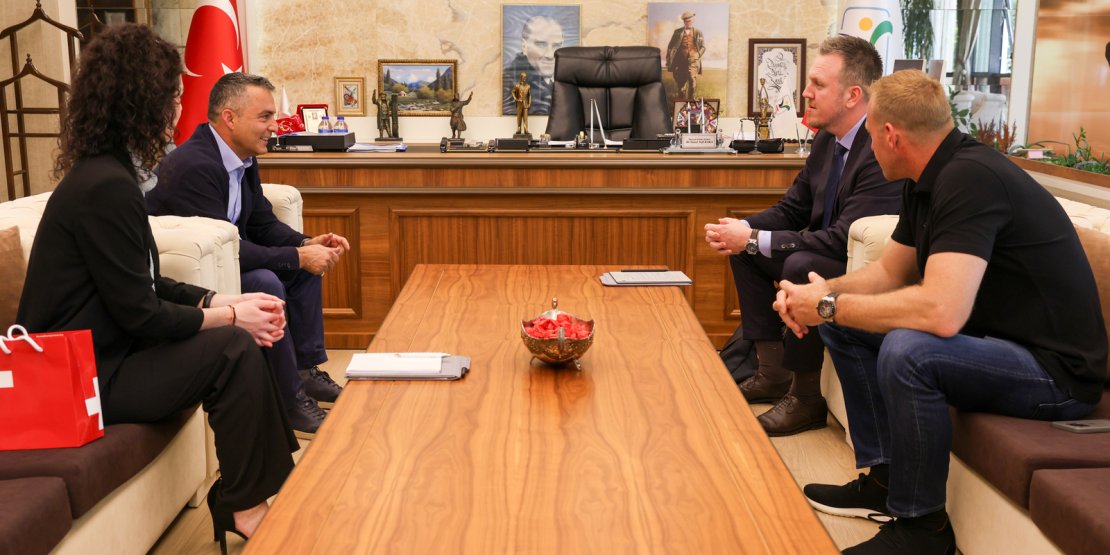 BAŞKAN KARA, İSVİÇRE KONSOLOSLUK TEMSİLCİLERİNİ AĞIRLADI