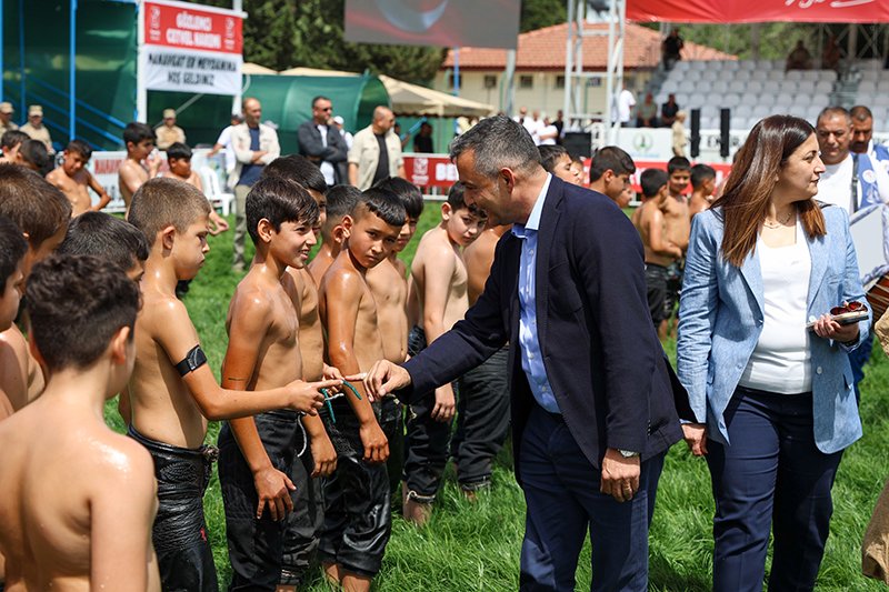 AKDENİZ’İN KIRKPINAR’I MANAVGAT YAĞLI PEHLİVAN GÜREŞLERİ BAŞLADI