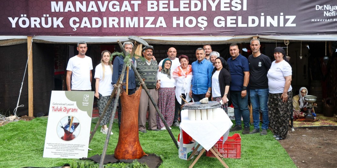 BAŞKAN NİYAZİ NEFİ KARA, ANTALYA YÖRÜK TÜRKMEN FESTİVALİ’NDE HEMŞEHRİLERİYLE BULUŞTU