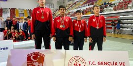 MANAVGATLI MİNİK GÜREŞÇİLERDEN TÜRKİYE ŞAMPİYONASINDA GURUR VEREN BAŞARI