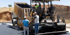 MANAVGAT’IN DÖRT BİR YANINDA YOL VE ASFALT SEFERBERLİĞİ