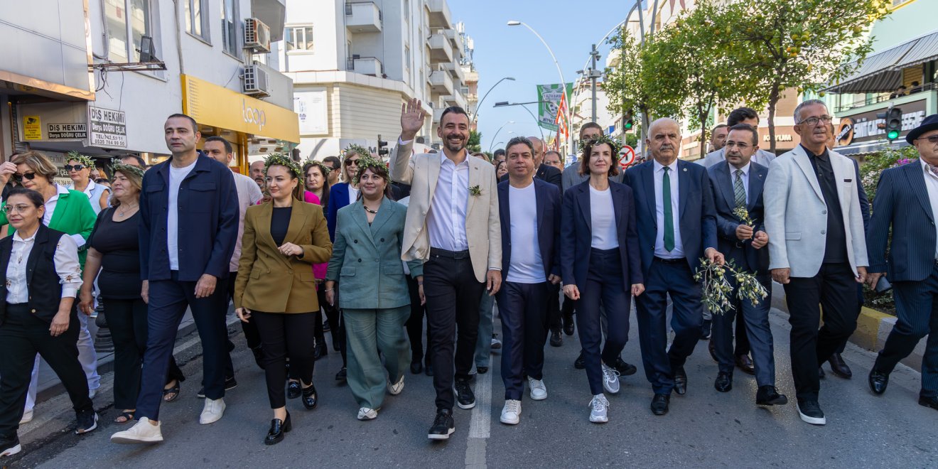 MANAVGAT’TA 2. ZEYTİN VE ZEYTİNYAĞI FESTİVALİ KORTEJLE BAŞLADI