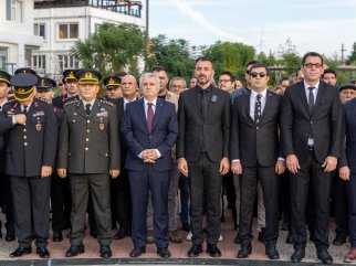 MANAVGAT’TA 10 KASIM ATATÜRK’Ü ANMA PROGRAMI DÜZENLENDİ