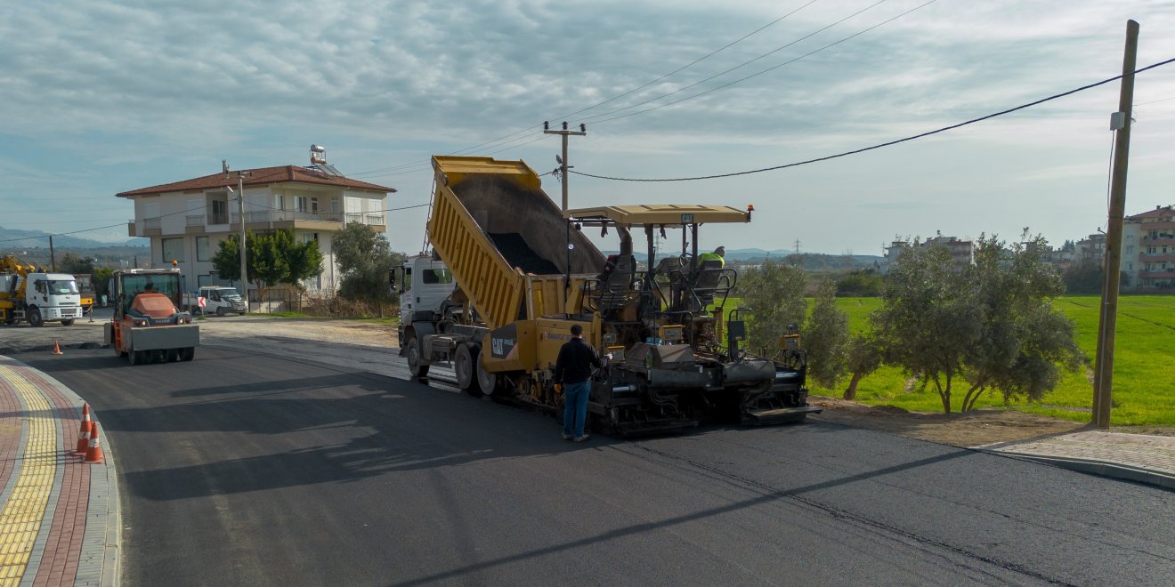 ŞEHİT PİYADE ER FİKRET KARAMUSAOĞLU CADDESİ’NDEKİ DÜZENLEME ÇALIŞMALARI TAMAMLANDI