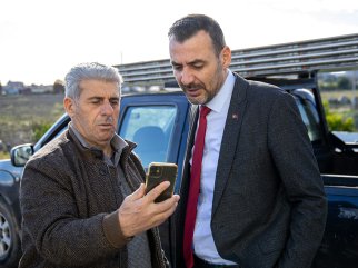 BAŞKAN VEKİLİ ÇİÇEK’TEN HORTUMDAN ETKİLENEN MAHALLELERE GEÇMİŞ OLSUN ZİYARETİ