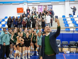 MANAVGAT’IN SULTANLARI KENDİ EVİNDE KAZANDI