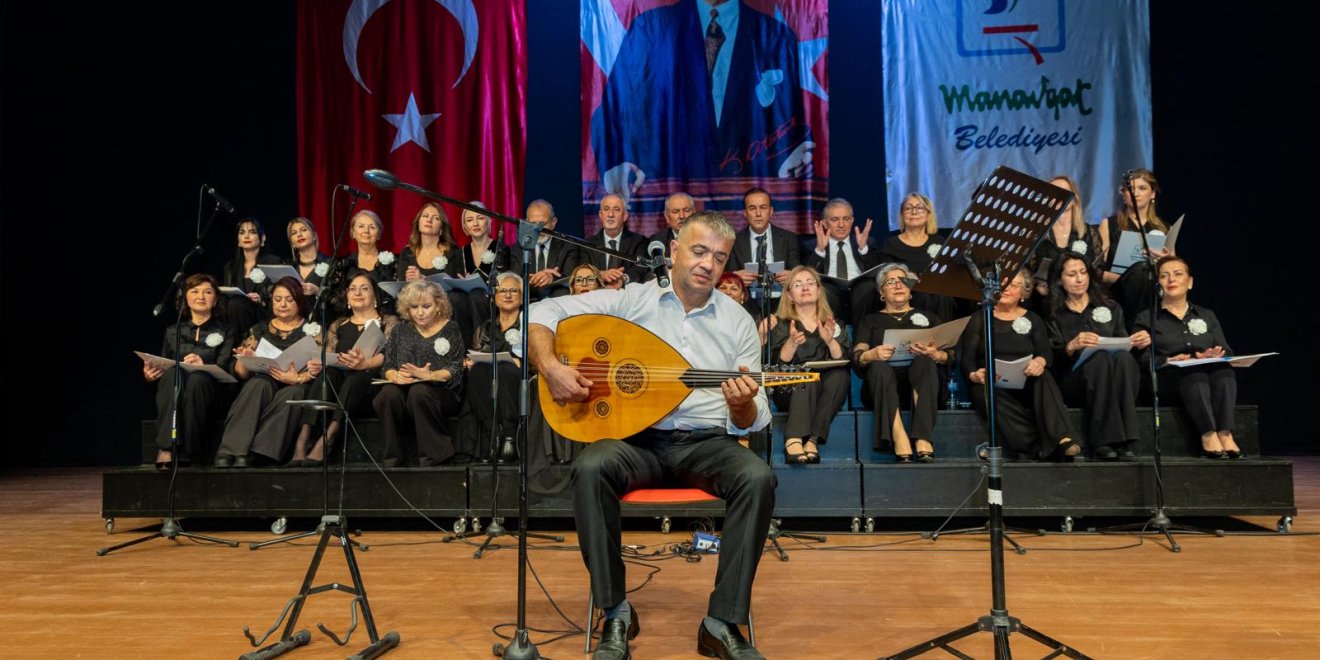 MANAVGAT BELEDİYESİ TSM KOROSU’NDAN “YENİ YIL KONSERİ”