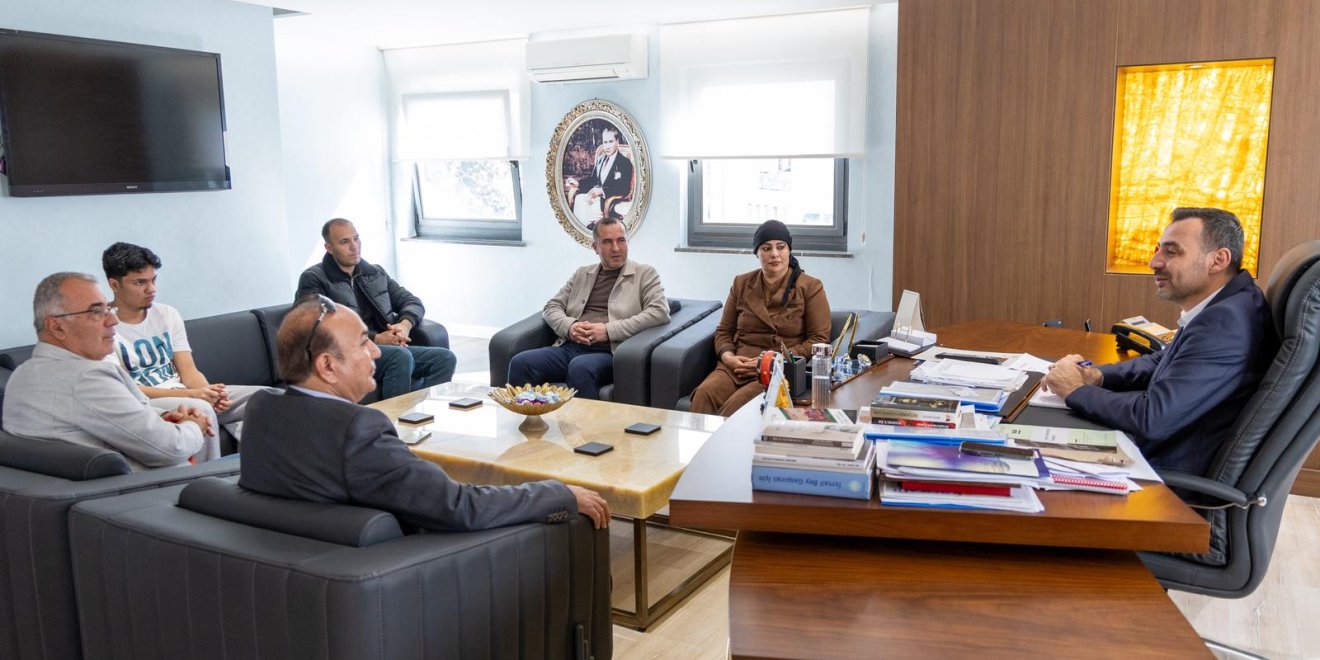 MANAVGAT BELEDİYE BAŞKAN VEKİLİ AV.MEHMET ÇİÇEK, DERYA ZOROOĞLU VE BERABERİNDEKİ HEYETİ AĞIRLADI