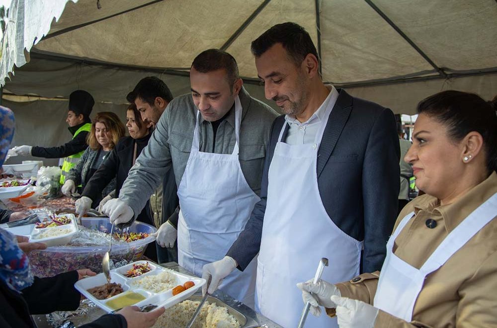 MANAVGAT BELEDİYESİ İLK İFTAR SOFRASINI ATATÜRK KÜLTÜR MERKEZİ’NDE KURDU