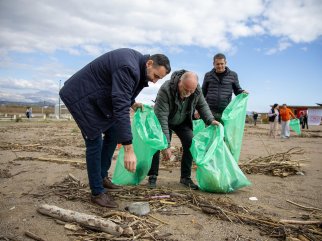 MANAVGAT BELEDİYE BAŞKAN VEKİLİ AV. MEHMET ÇİÇEK KIYI TEMİZLEME ETKİNLİĞİNE KATILDI