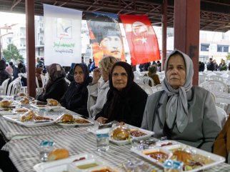 BAŞKAN VEKİLİ ÇİÇEK, AŞAĞIHİSAR MAHALLESİ’NDE VATANDAŞLARLA İFTAR YAPTI