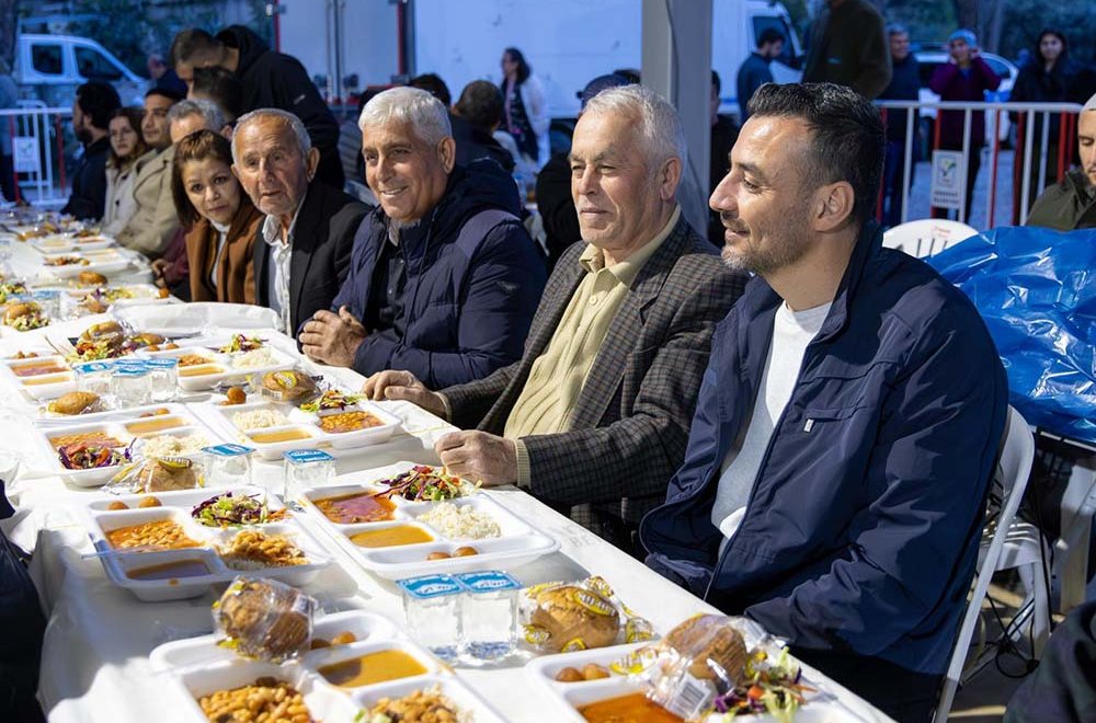 BAŞKAN VEKİLİ AV. MEHMET ÇİÇEK, MAHALLE İFTARLARINDA HEMŞEHRİLERLE BULUŞTU