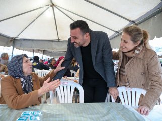 BAŞKAN VEKİLİ ÇİÇEK, İFTAR SOFRALARINDA HEMŞEHRİLERLE BULUŞTU