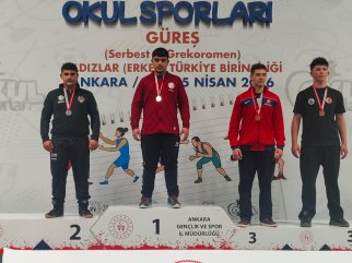 MANAVGATLI GÜREŞÇİ UMUT ALTAY TÜRKİYE İKİNCİSİ OLDU