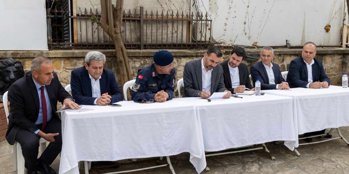 BAŞKAN VEKİLİ ÇİÇEK’TEN TURİZM SEZONU ÖNCESİ ESNAFLA DEĞERLENDİRME TOPLANTISI