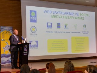 MANAVGAT’TA TURİZM SEZONU ÖNCESİ MAVİ BAYRAK BİLGİLENDİRME TOPLANTISI GERÇEKLEŞTİRİLDİ