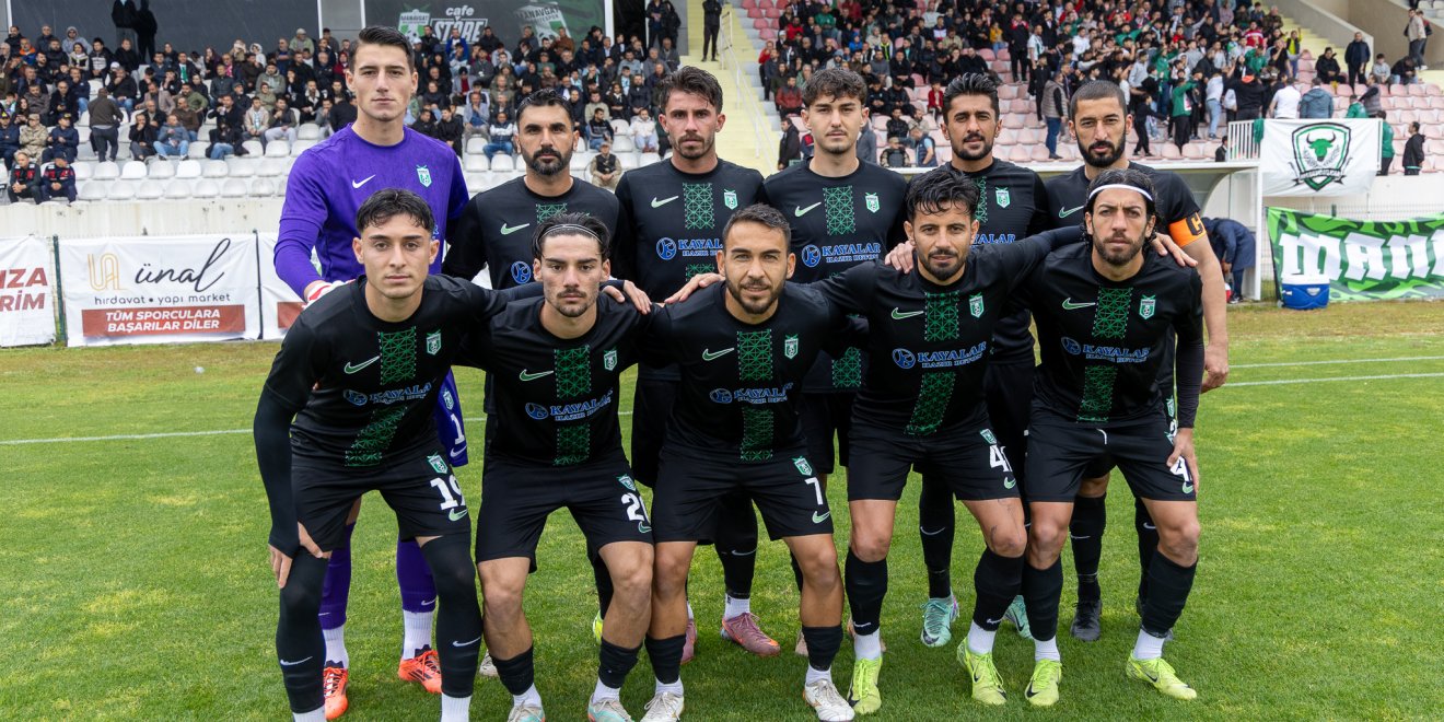 MANAVGAT BELEDİYESPOR LİGİ GALİBİYETLE KAPATTI: GÖZLER PLAY-OFF'TA