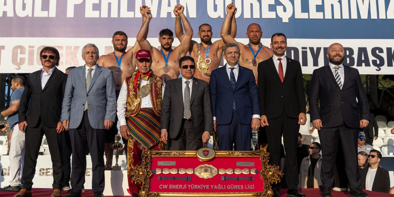 MANAVGAT’TA BAŞPEHLİVANLIK KEMERİ FEYZULLAH AKTÜRK’ÜN