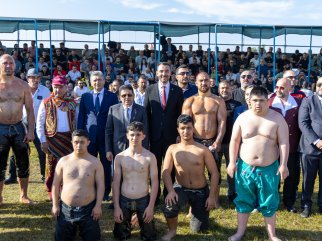 MANAVGAT GÜREŞLERİNDE ANLAMLI İLK: ÖZEL BİREYLER ER MEYDANINDA