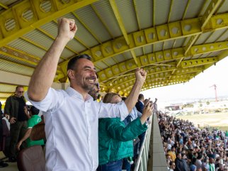 MANAVGAT BELEDİYESPOR FİNALDE: 3. LİG’E BİR ADIM DAHA