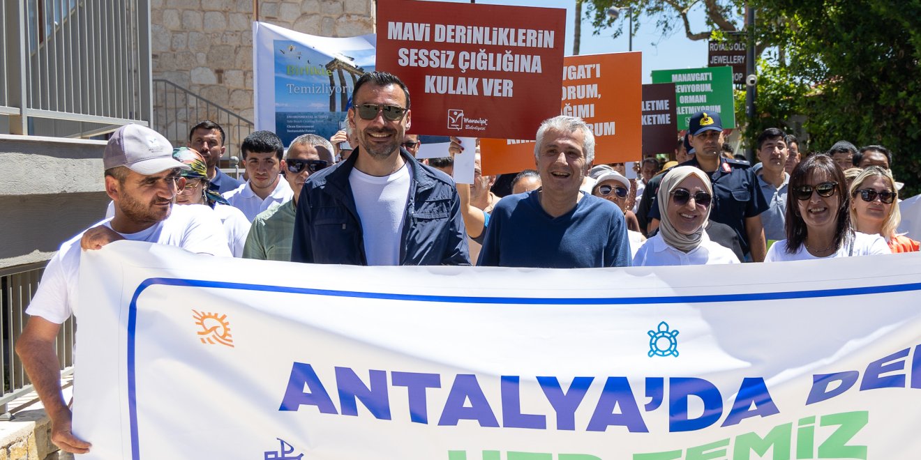 MANAVGAT’TA DENİZ VE KIYILAR İÇİN TEMİZLİK SEFERBERLİĞİ