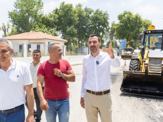 BAŞKAN VEKİLİ ÇİÇEK ASFALT ÇALIŞMALARINI YERİNDE İNCELEDİ