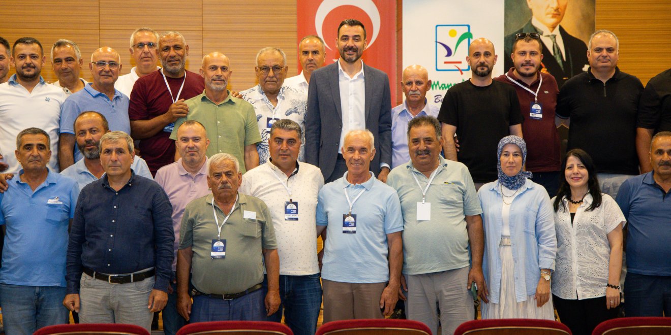 BAŞKAN VEKİLİ ÇİÇEK, MUHTARLARLA MAHALLELERİN İHTİYAÇLARINI DEĞERLENDİRDİ