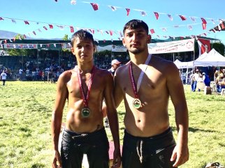 MANAVGAT BELEDİYESPOR PEHLİVANLARINDAN BÜYÜK BAŞARI