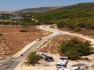 KARAKAYA’ DA YOLLAR DAHA KONFORLU HALE GELİYOR