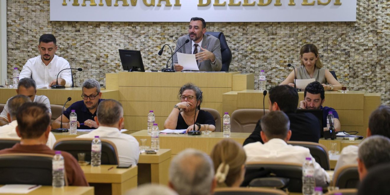 MANAVGAT BELEDİYE BAŞKAN VEKİLİ MEHMET ÇİÇEK: "MANAVGAT'A HİZMET KABUL EDİLMEDİ"
