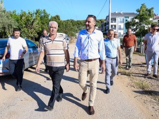 BAŞKAN VEKİLİ ÇİÇEK, EVRENSEKİ MAHALLESİ’NDE SAHA İNCELEMESİNDE BULUNDU