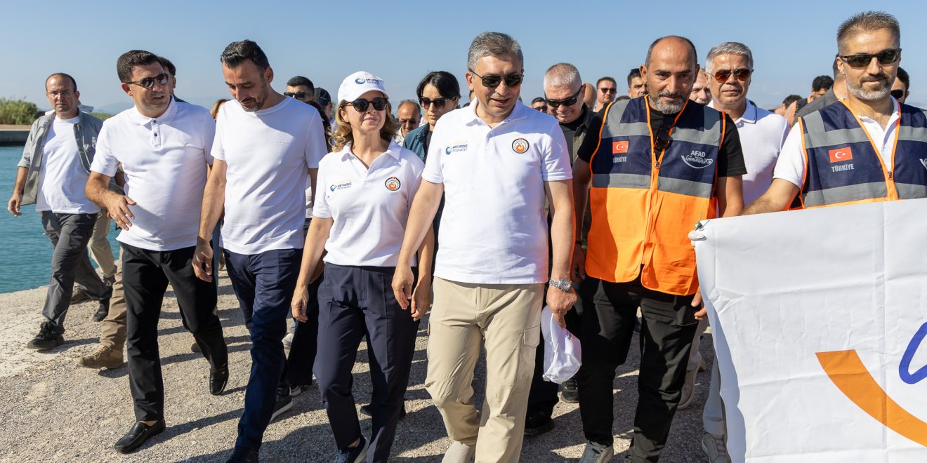 MANAVGAT’TA DENİZ VE KIYI TEMİZLİĞİ İÇİN ANLAMLI BULUŞMA