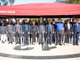 BAŞKAN VEKİLİ ÇİÇEK MUHTARLAR GÜNÜ TÖRENİNE KATILDI