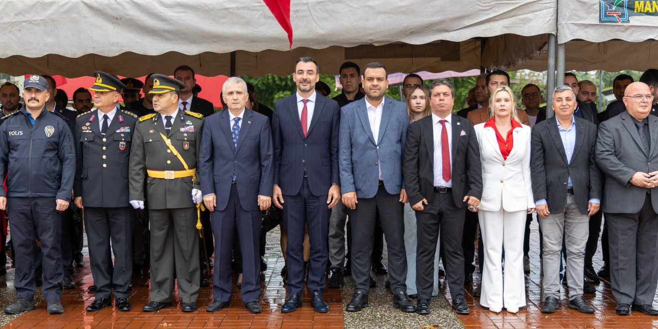 MANAVGAT’TA CUMHURİYETİN 103. YIL KUTLAMALARI ÇELENK SUNMA TÖRENİ İLE BAŞLADI