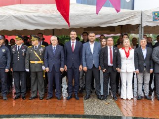 MANAVGAT’TA CUMHURİYETİN 103. YIL KUTLAMALARI ÇELENK SUNMA TÖRENİ İLE BAŞLADI