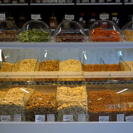 Çersan Kuruyemiş Raflar