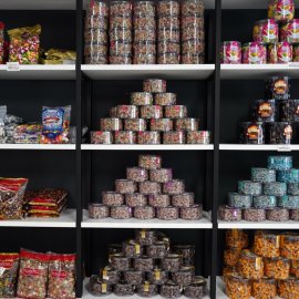 Çersan Kuruyemiş Raflar