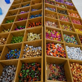 Çersan Kuruyemiş Raflar